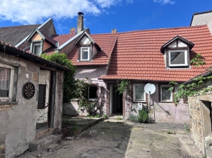 Kleines Haus plus Grundstück im Herzen von Nack (Rheinhessen)