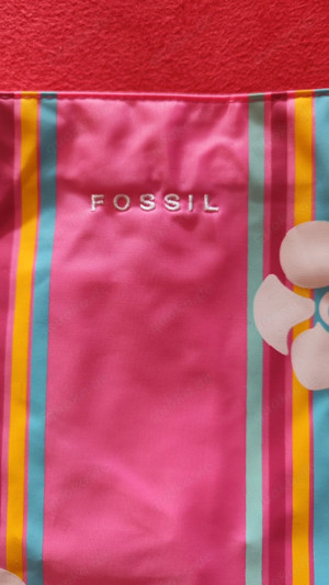 Fossil Tasche Bild 4