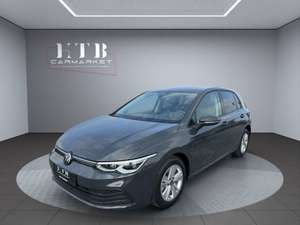 Volkswagen Golf VIII 1.5 TSI Lim. Life/LED/Navi/ACC/1.Hand/