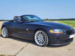 BMW Z4 BMW Z4 2.5i E85 M54 Toledo Blau Cabrio Roadster