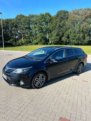 Toyota Avensis Combi 1.8 Edition TÜV NEU neue Sommer und winter