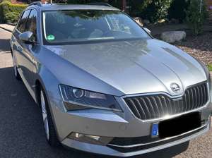 Skoda Superb Superb Combi 2.0 TDI DSGAmbition neuer motor