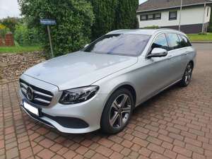 Mercedes-Benz E 220 E 220 d 4Matic T 9G-TRONIC Avantgarde