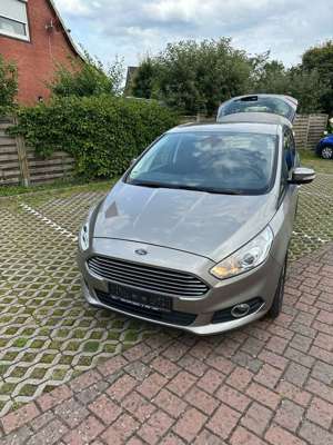 Ford S-Max Trend