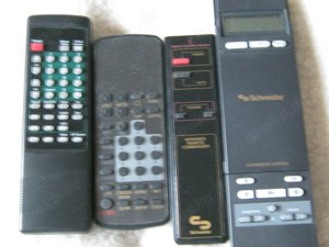 FERNBEDIENUNGEN - Sammlung mit insgesamt 10 Fb.  Bild 3 FERNBEDIENUNGEN - Sammlung mit insgesamt 10 Fb.  Bild 3