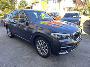 BMW X3 xDrive 30 e Advantage Panoramadach Driving Assist