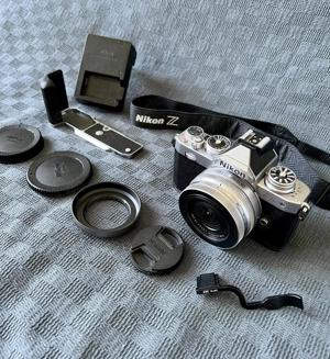 Nikon Zfc Kit mit Nikkor Z DX 16-50mm f 3.5-6.3 VR