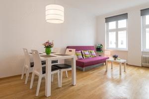 Möbilierte 1 Zimmerwohnung mit Balkon