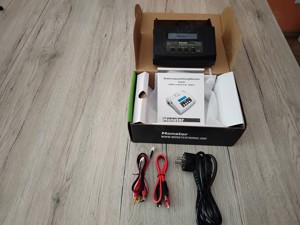 Monster E-04PRO Ladegerät  Bild 2