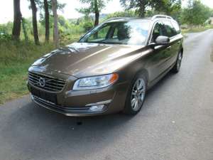 Volvo V70 AWD Summum Geartronic 1.Hd/Leder/Sthzg/AHK..