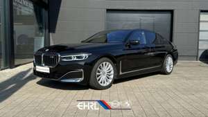 BMW 750 i xDrive NP 140.500€ / SITZBELÜFTUNG PANO TV