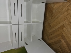 Ikea Besta Vitrinenschrank + Fersehboard