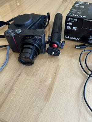 panasonic lumix dc-tz202 ,1 Zoll sensor, 15 x optischer Zoom, Reisezoomkamera.