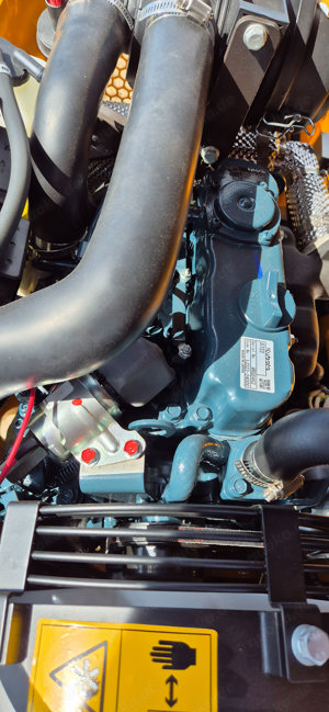 Eurotrac HE-12   Kompaktbagger   Kettenbagger   Mini   Bagger   3 Zylinder Kubota Motor Bild 5