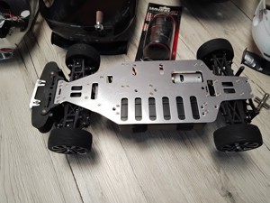 Rc 1:10 Reely Chassis+ Audi RS 6  Nissan GTR  2mal Toyota Supra Bild 3
