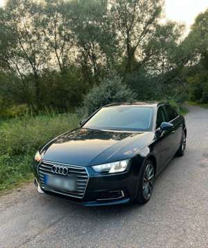 Audi A4 sport Virtual Cockpit Rückfahrkamera