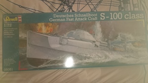 S-100 Class von Revell