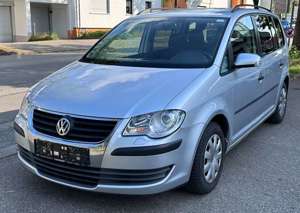 Volkswagen Touran 1,6i Conceptline 7-Sitze/1.Hand/SHZ/KLIMA