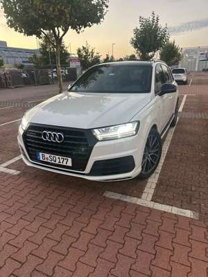 Audi Q7 3.0 TDI quattro 3 mal S line . 7 sitze