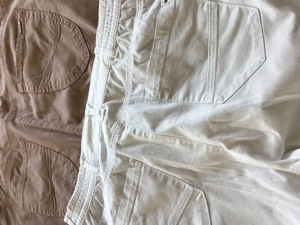Caprihosen Gr. 44 weiß und altrosa  Bild 4