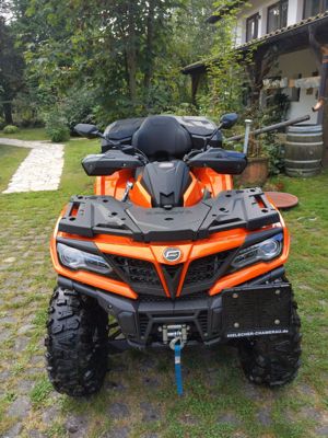 CF Moto 850 XC - orange mit Koffer - Allrad Quad