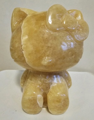 Hello Kitty aus Honig Calcit, honey calcite, Mineralien, Kristall