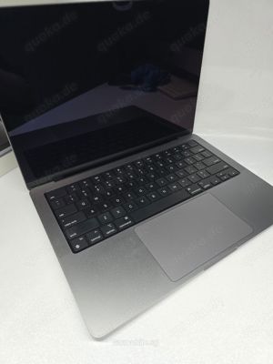 MacBook Pro 14 Zoll M1 Pro 2396