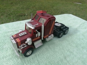 M.A.S.K.   MASK Kenner LKW Rhino mit Figur