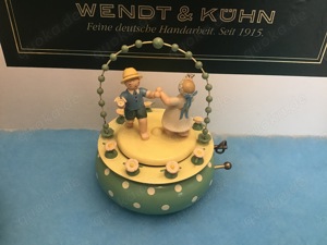 Wendt & kühn Sammlung verschiedene guterhaltene SPIELUHREN Erzgebirge  Bild 5