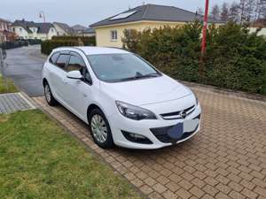 Opel Astra Astra J