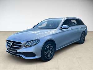 Mercedes-Benz E 220 d T Avantgarde SpurH SpurW Navi KAM PDC