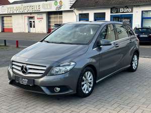 Mercedes-Benz B 180 +Navi+Sitzheizung+TÜV 01/2026