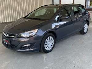 Opel Astra J 1.6 Sports Tourer Edition NAVI 1.HAND