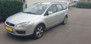 Ford Focus Turnier Ghia TROTZ KM TOP ZUSTAND