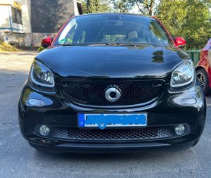 Schöner Smart ForFour Passion, Panoramadach, Benziner, Erstzulassung 2019, Benziner