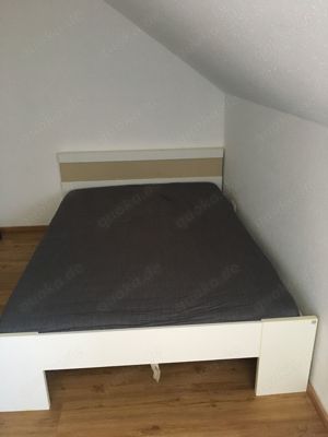 Ein schlafzimmer 