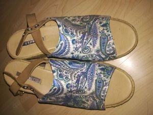 ESPRIT Sandalen weiß   blau neuwertig Größe 38 Bild 2