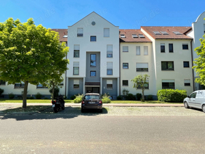 Drei Zimmer Eigentumswohnung in Mannheim Rheinau süd