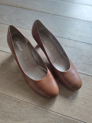 Elegante Pumps von Gabor Größe 39 braun