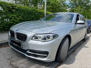 BMW 530 530d Touring Sport-Aut. Luxury Line