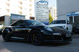 Porsche 911 Turbo S Coupe/Navi/ACC/GSD/20" schwarz