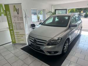 Mercedes-Benz B 180 B 180*TEILL.+PDC+NAVI*