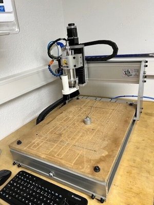 CNC Frse OMIOCNC Linearschienen auf Estlcam umgebaut.