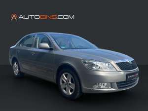 Skoda Octavia Elegance 1.4 TSI*Tempomat*Sitzhzg*PDC*