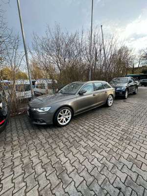 Audi A6 Avant 3.0 TDI DPF quattro tiptronic