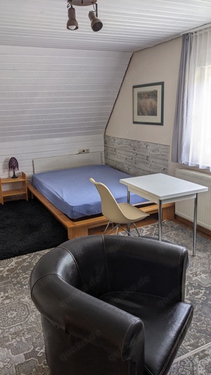 Möbliertes WG Zimmer  Bild 4