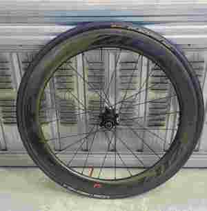 Ruota anteriore ZIPP 404 650c 26 copertoncino Carbonio Handbike SHIMANO