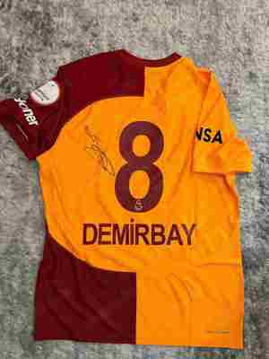 Galatasaray matchworn Kerem Demirbay Trikot signiert 2324 Sperlig Trendyol