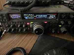 yaesu ft 2000