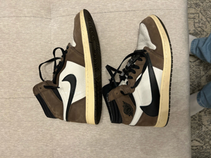 Nike Air Jordan 1 Travis Scott 45